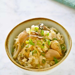 牡蠣と舞茸の炊き込みご飯